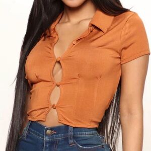 Fashion Nova Women's Rust Button-Down Crop Top